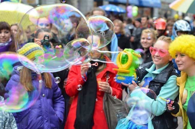 Global Bubble Parade Barcelona