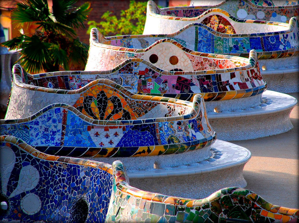 bancos parc guell