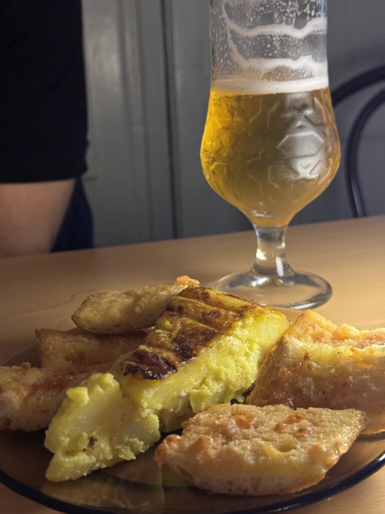 Tortilla y cerveza