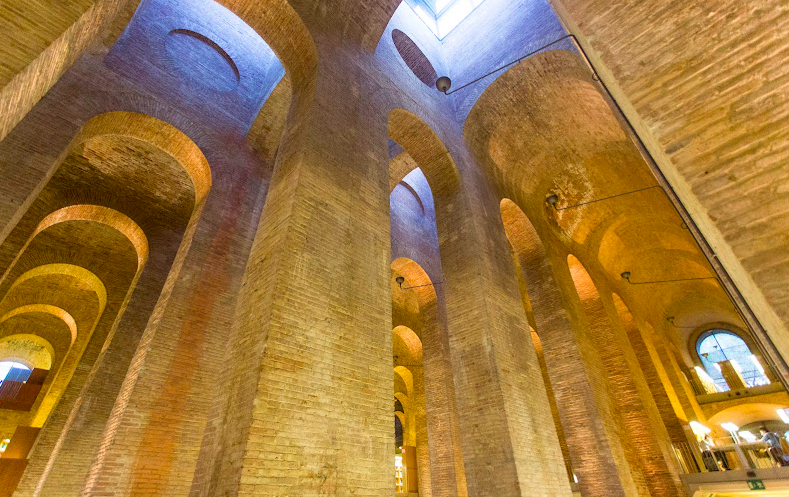 biblioteca universidad pompeu fabra