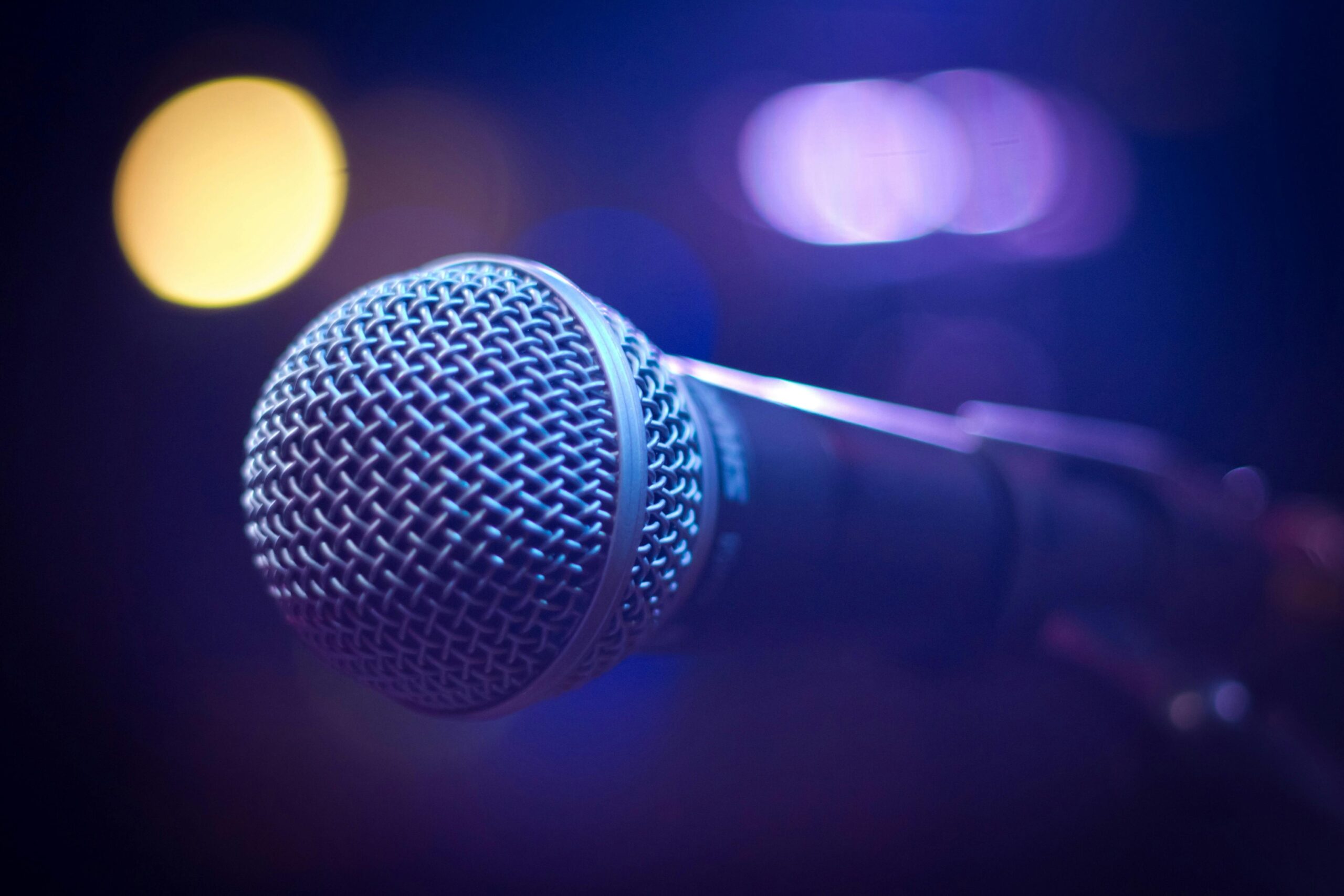 Lola Índigo en directo: ¿qué podemos esperar del show en Barcelona?