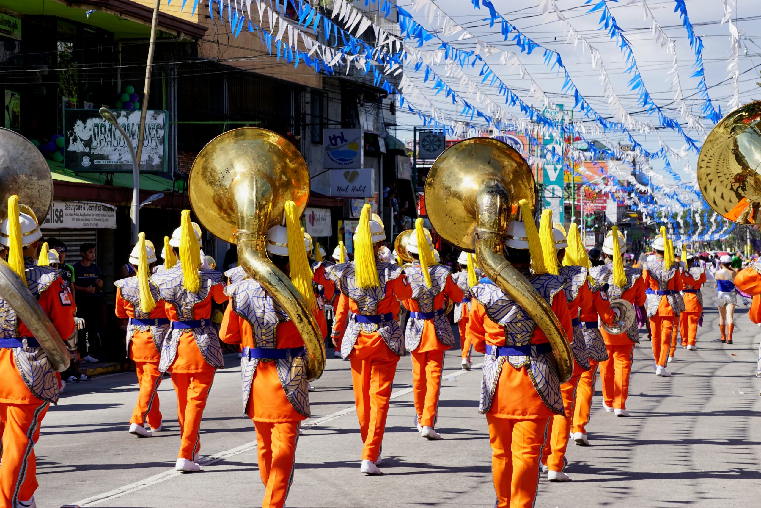 Día de la Hispanidad 2025: Historia, tradiciones y celebraciones culturales para viajeros 4 Día de la Hispanidad 2025: Historia, tradiciones y celebraciones culturales para viajeros - Un buen día en Madrid